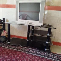 تلوزیون همراه زیر تلوزیون