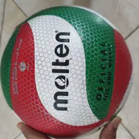 توپ والیبال