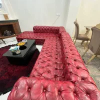 مبل ال چستر زرشکی