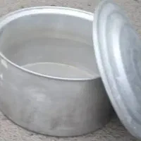 دیگ بزرگ مجلسی. برا نذورات. به فروش می‌رسد