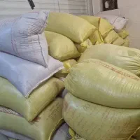 گندم جهت پخت نان .|عمده‌فروشی|آباده, |دیوار