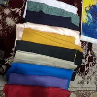 تعدادی پارچه ته طاقه ای موجوده|لباس|قرچک, شهرک گلها|دیوار