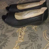 کفش زنانه سایز ۳۷ و ۳۸مشکی ۳۷دوجفت دیگر ۳۸|کیف، کفش، کمربند|اصفهان, شهرک کاوه|دیوار