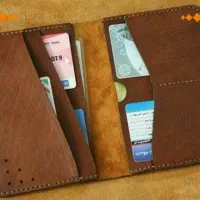 کیف مدارک گم شده کیف چرمی روش نوشته مهدی