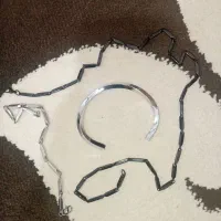 گردنبد و دستبند