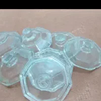 تعدادی در قندان