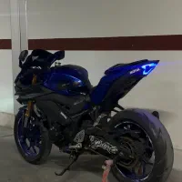 یاماها r25