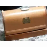 قابل توجه دوستداران اشیاءقدیمی وچرخ خیاطی قدیمی