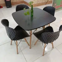 میز و صندلی 4 نفره سالم