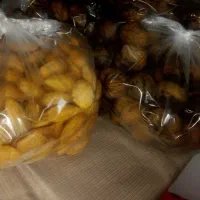 گردو بادام  آب انار  شیره توت  ساوه