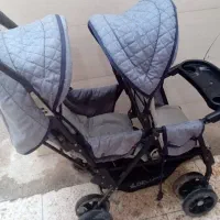 کالسکه دوقلویی