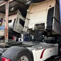 استخدام یه نفر استا کاردر تعویض روغن ماشین سنگین