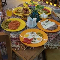 کافه گلستان بوفه آزاد سلف سرویس صبحانه فقط 145تومن