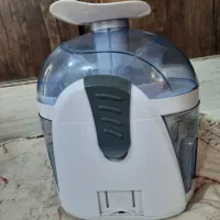 آبمیوه گیری در حد نو