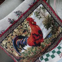 رومیزی و کوسن