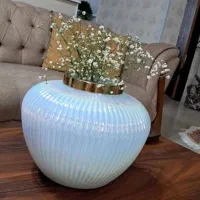 گلدان سفید صدفی