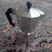 موکاپات (اسپرسوساز) ۳ کاپ سوپاپ دار در حد نو