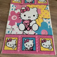 فرش کیتی سالم یک و نیم متری خیلی شاد|فرش|قزوین, |دیوار