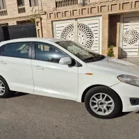 ام وی ام ۳۱۵ سفید