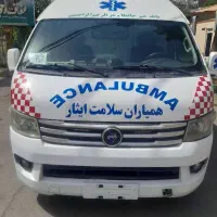 آمبولانس همیاران سلامت ایثار