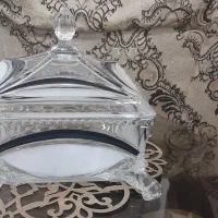 ظرف تقسیم شب یلدا یی وشیرینی خوری ژاپنی