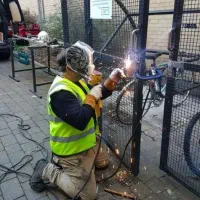 بتن کنی جوشکاری سیار|خدمات پیشه و مهارت|مرند, |دیوار