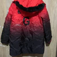 کاپشن|لباس|مشهد, دانشجو|دیوار