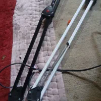 2عدد چراغ میز کار  بلندی 1متر|لامپ و چراغ|شیراز, سلطان آباد|دیوار