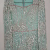 لباس مجلسی|لباس|کبودرآهنگ, |دیوار