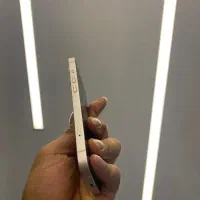 ایفون ۱۳ نرمال به همراه شرایط ۱۸ ماه|موبایل|اصفهان, باغ زرشک|دیوار