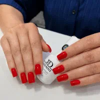 کاشت ناخن با قیمت ویژه