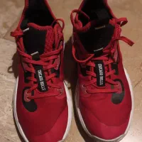 کتونی مخصوص پیاده روی