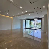 ۱۱۰متر ۲خواب‌ مستر * مدرن * کلیدنخورده * روف گاردن