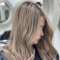 خدمات رنگ و لایت|خدمات آرایشگری و زیبایی|فومن, |دیوار