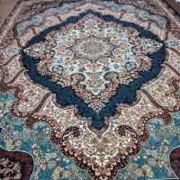 فرش ۹متری به همراه یه جفت پشتی