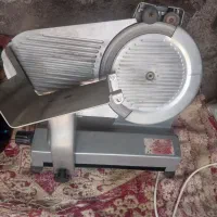 کالباس بر درجه یک مارک محک