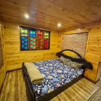 کلبه با ویو سد لفور|اجارهٔ کوتاهمدت ویلا و باغ|آلاشت, |دیوار