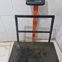 باسکول ۸۰۰ کیلویی