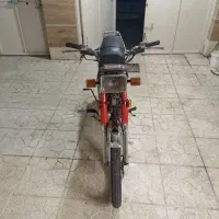 سوزوکی ۱۰۰ax