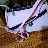 کیف و کفش|کیف، کفش، کمربند|شیراز, کوشک میدان|دیوار