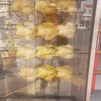 مرغ بریان شکم پر