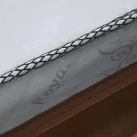 تشک رویال در حد نو سایز 200×160طبی فنری