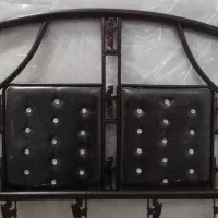 تختخواب و تشک دو نفره کاملآ نو و بدون خرابی|تشک تختخواب|برخوار, |دیوار