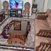 مبلمان راحتی مدل خورشیدی و میز ناهار خوری سالم