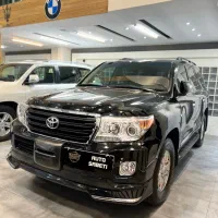 تویوتا لندکروز مدل ۲۰۱۰ بدون رنگ