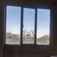 پنجره آهنی سنگین روشویی دستشور شیر ظرفشوی دیواری