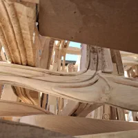 نجار ماهر و نیمه ماهر