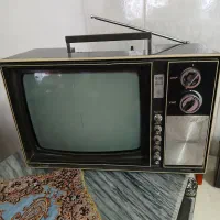 تلوزیون قدیمی تیسوت