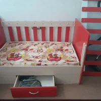 تخت کودک|تخت و صندلی بچه|تویسرکان, |دیوار