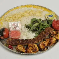 استخدام پیک موتری در بیرون بر